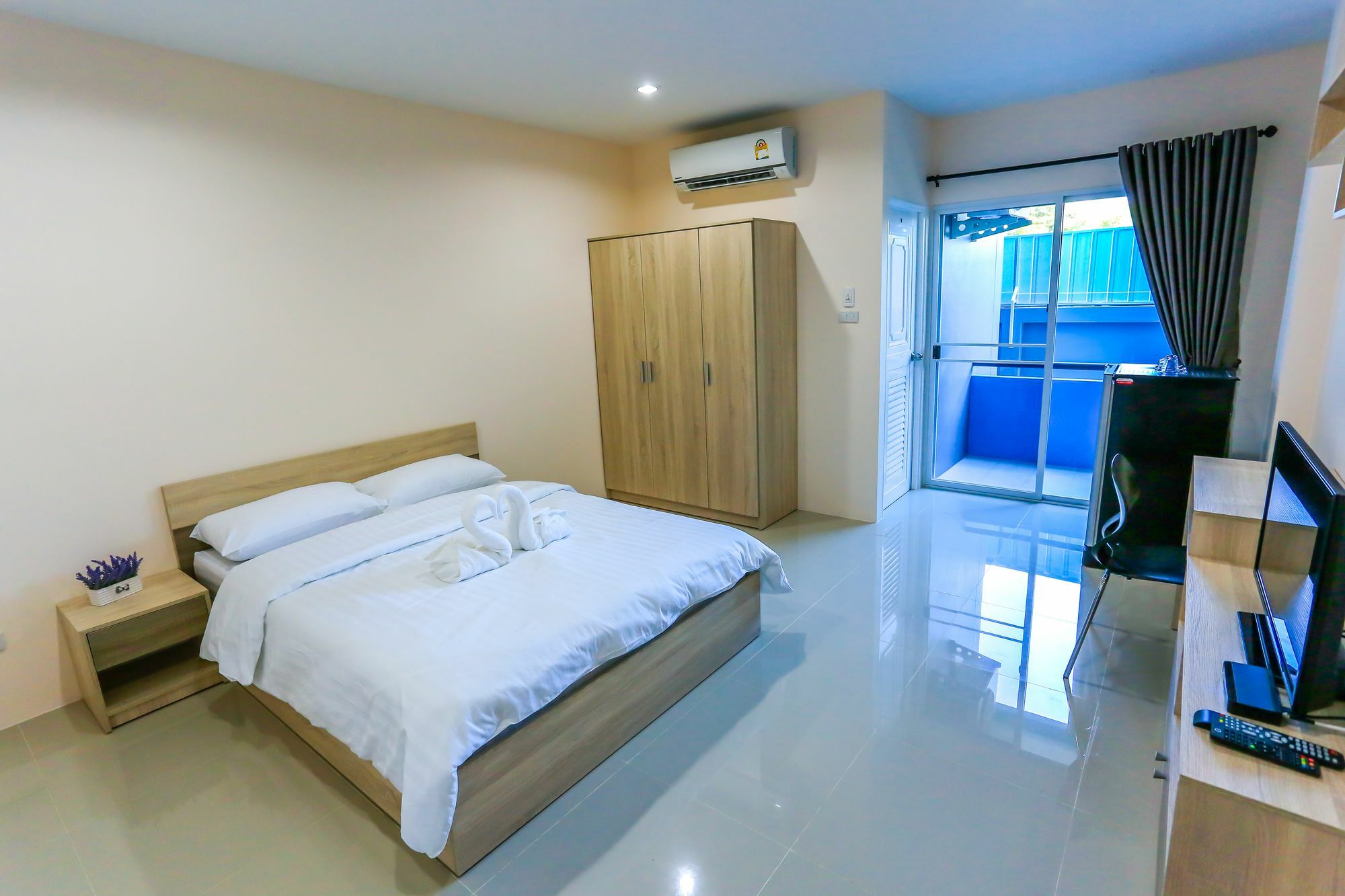 Tempo Plus Apartment Mae Sot Bagian luar foto